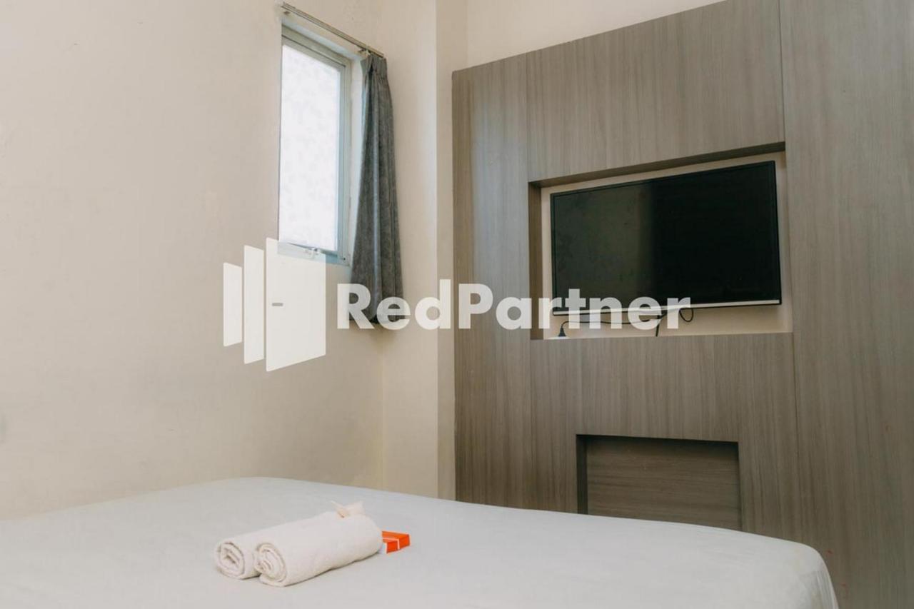 We Stay Residence Redpartner Surabaya Exterior photo